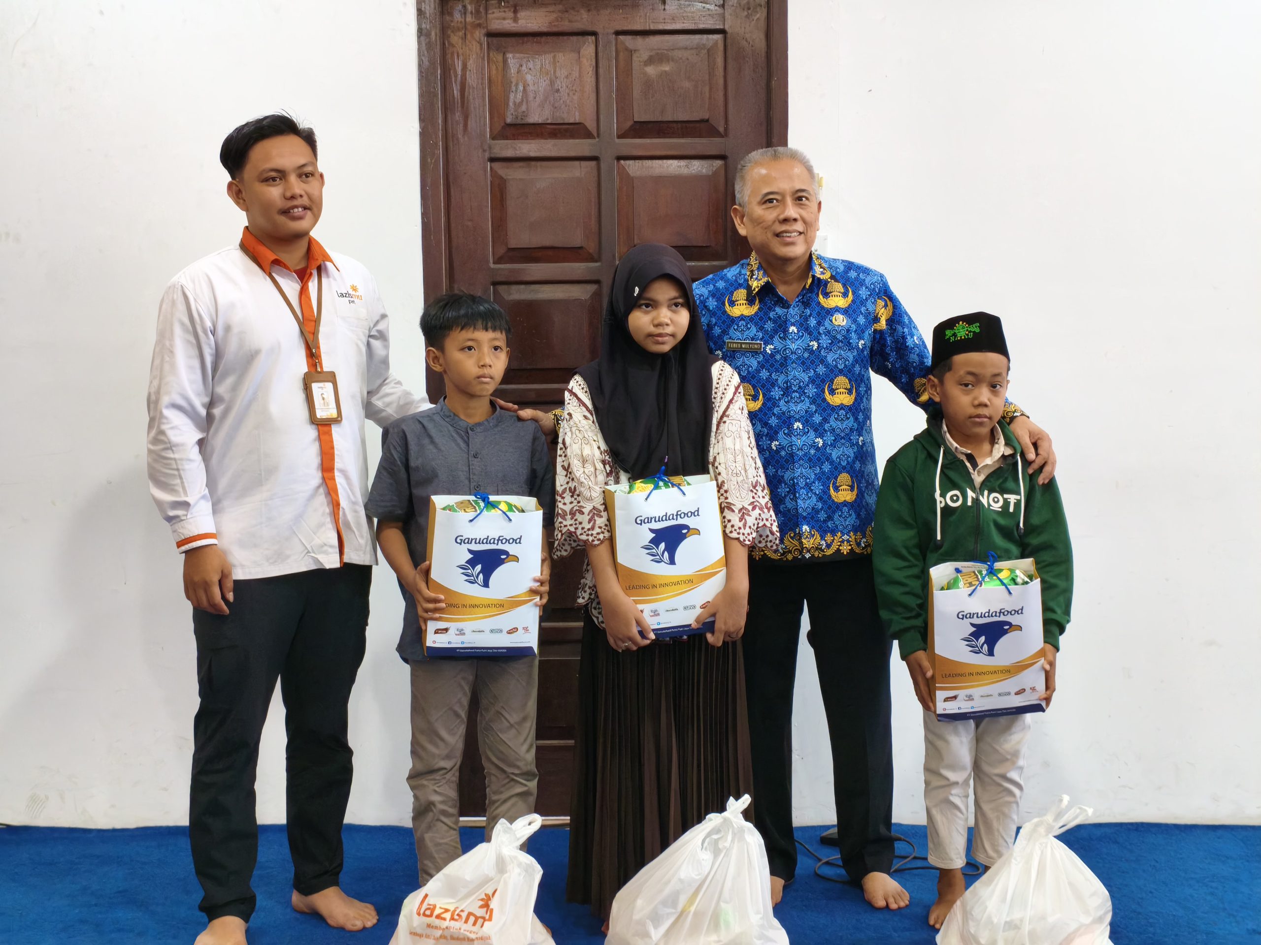 Lazismu Pati dan BPKAD Pati Berbagi Kado Ramadan, 22 Anak Hebat Terima Manfaat